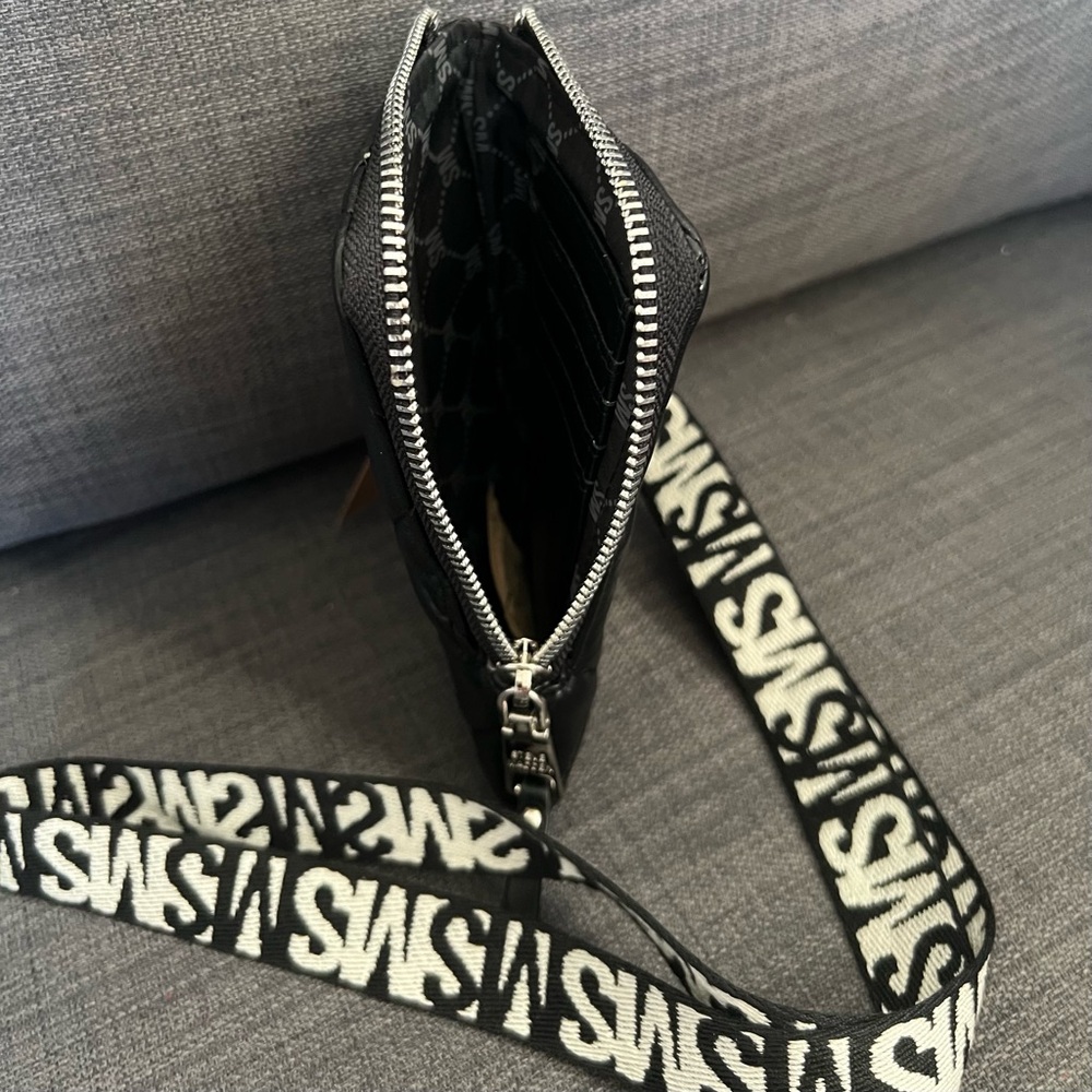 NWT STEVE MADDEN QUILTED PHONE CASE WALLET ON LANYARD - Picture 6 of 7